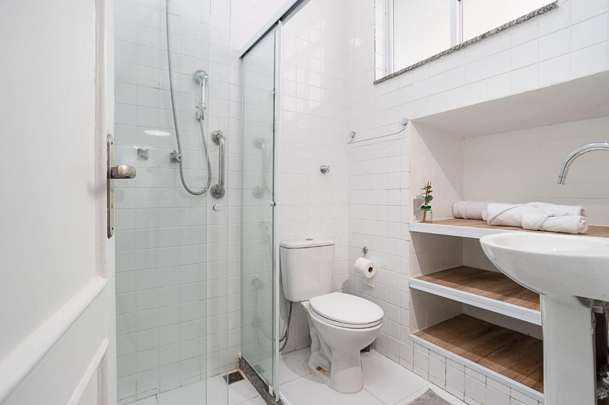 Em Copacabana Com Varanda 2 Quartos Pertinho Da Appartement *