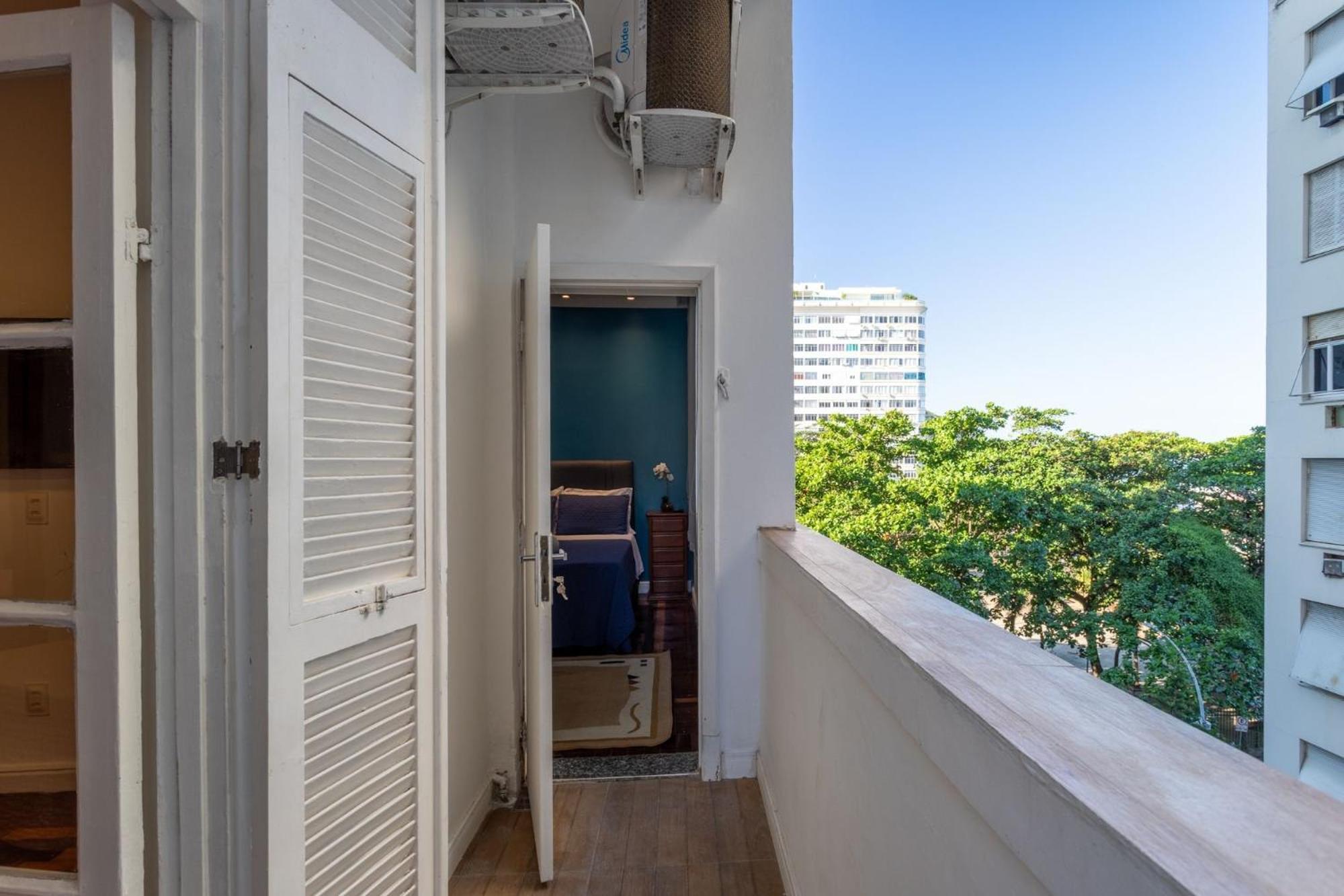 Apartment Em Copacabana Com Varanda 2 Quartos